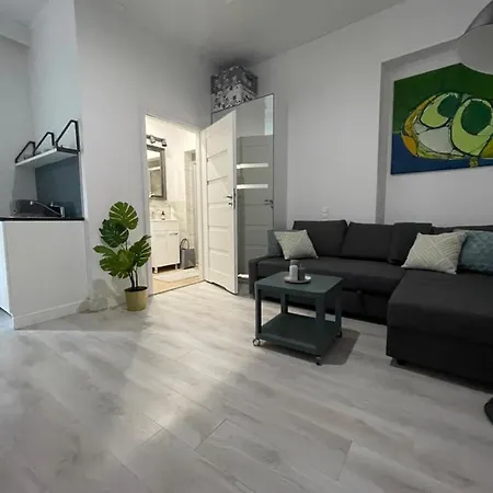 Wspolna 54 - Blue - Good Warsaw